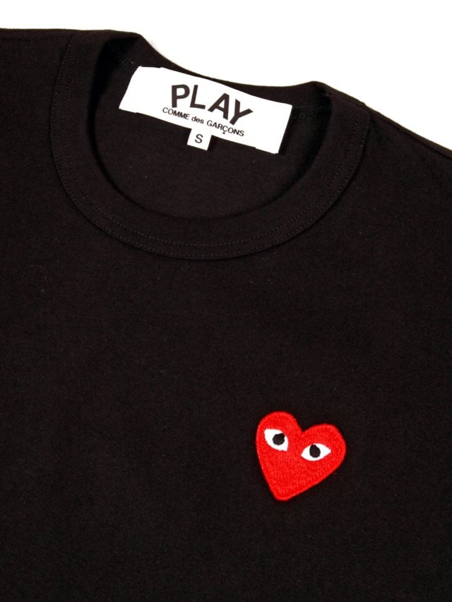 comme des garcons play red heart tee